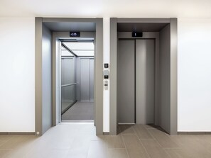 Lift - smartments Hamburg Hamm (Hamburg)