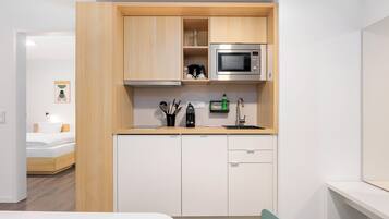 Apartment | Private kitchen | Fridge, microwave, stovetop, dishwasher