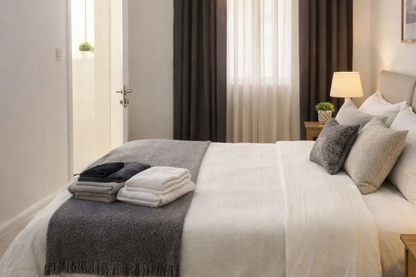 2 bedrooms, iron/ironing board, free WiFi, bed sheets