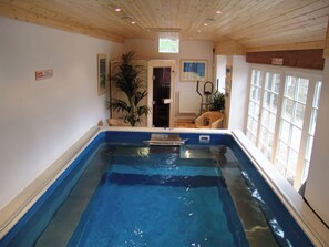 Indoor pool - The Coach House (Tavistock)