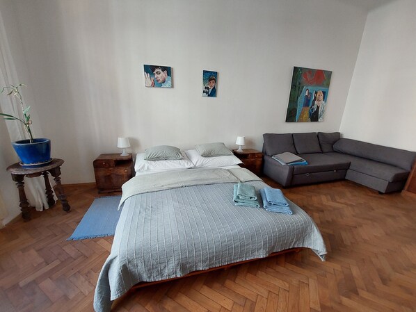 2 chambres, fer et planche à repasser, Wi-Fi, literie fournie