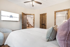2 habitaciones, tabla de planchar con plancha y wifi gratis