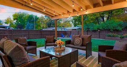 BRAND NEW CO Classic-Fire Pit/2 Kings/Pet Friendly