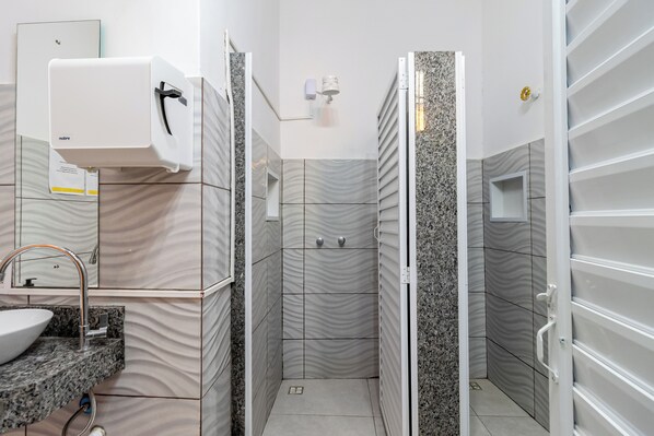 Gemeenschappelijke badkamer