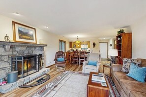 TV, fireplace, DVD player