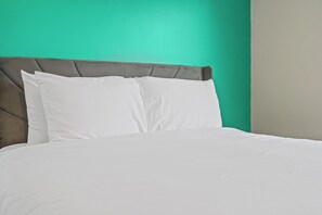 3 bedrooms, iron/ironing board, travel crib, free WiFi