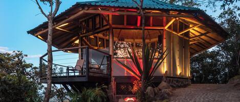 Fachada da propriedade