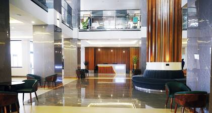 Tha Nickolee Hotel