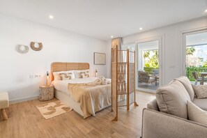 1 habitación, tabla de planchar con plancha, wifi gratis y ropa de cama 
