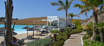 Stylish 1 bed Apartment ALZACABA LAGOON (2006)