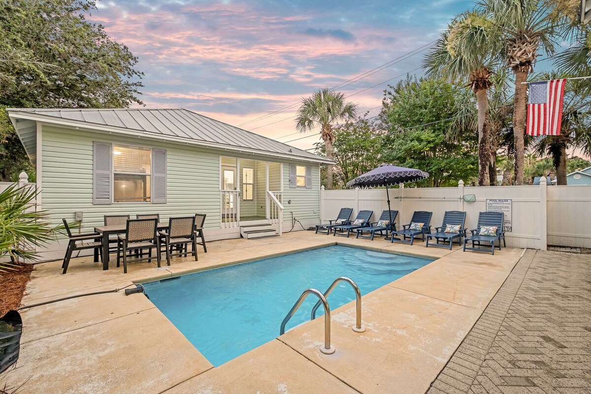 Photo 7 of Sea Glass: Private Pool, Golf Cart, Pet Friendly