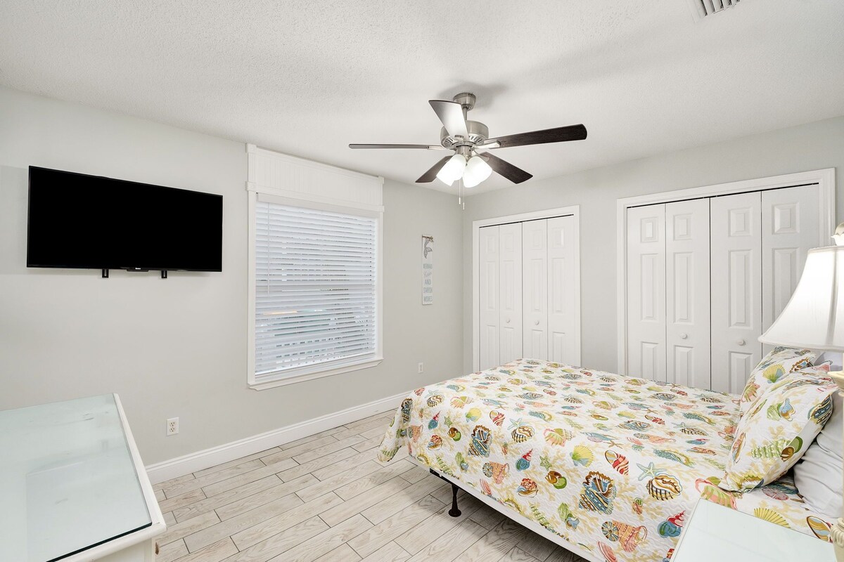 Photo 25 of Sea Glass: Private Pool, Golf Cart, Pet Friendly