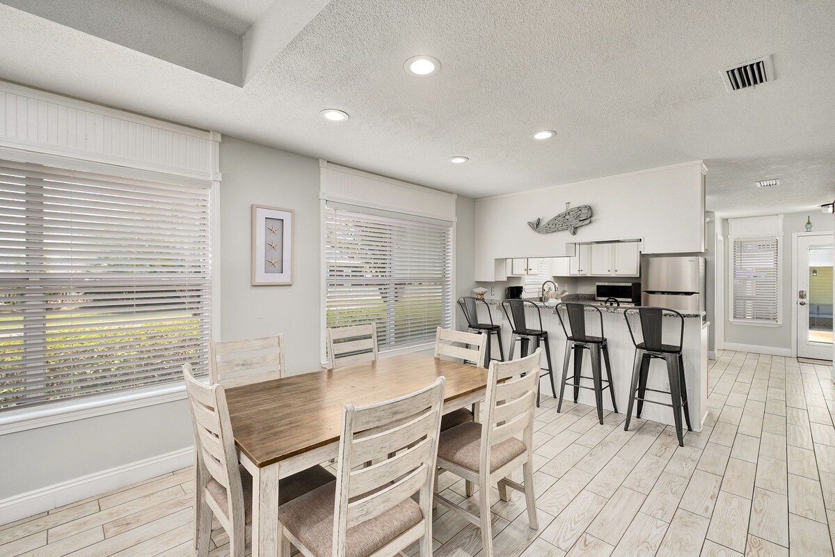 Photo 15 of Sea Glass: Private Pool, Golf Cart, Pet Friendly