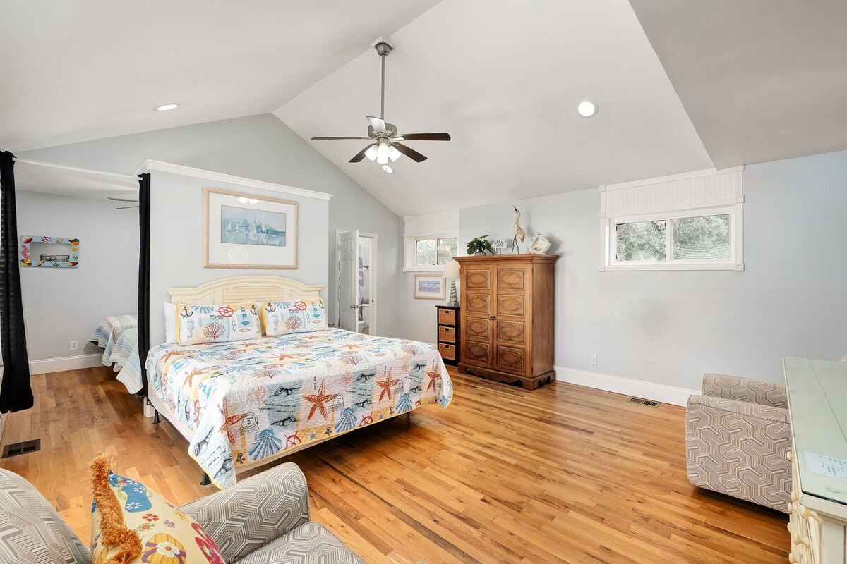 Photo 30 of Sea Glass: Private Pool, Golf Cart, Pet Friendly