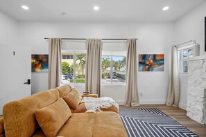 3 bedrooms - Casa Roselle 3 Bedrooms (Hollywood)