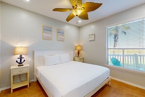 2 bedrooms, iron/ironing board, Internet, bed sheets