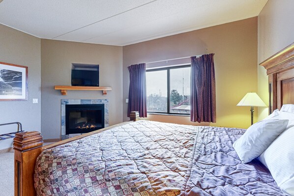 2 habitaciones, tabla de planchar con plancha, internet y ropa de cama 