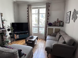 TV