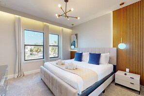 5 室のベッドルーム、アイロン / アイロン台、インターネット、ベッドシーツ