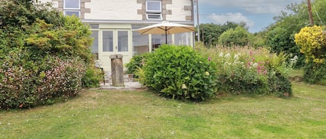 Cottage | Front of property