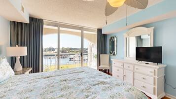 3 bedrooms, iron/ironing board, internet, bed sheets