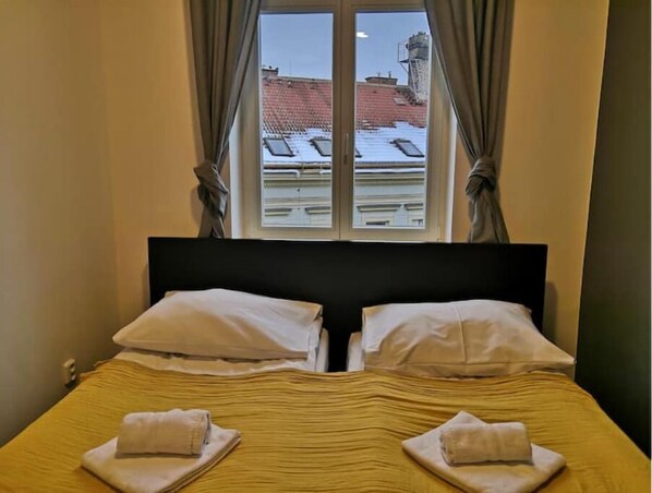 1 bedroom, iron/ironing board, WiFi, bed sheets