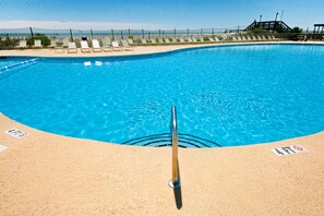 Innenpool, beheizter Pool