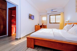 Standard Room, City View | Desk, free WiFi - Ocean Hotel Kribi (Kribi)