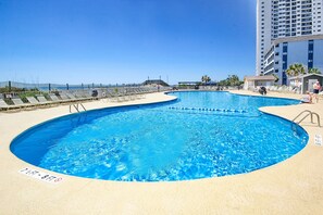 Innenpool, beheizter Pool