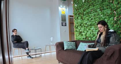 Aiora Hostel