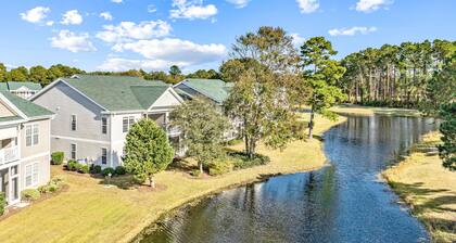 Beautiful dog-friendly coastal home close to beach, AC, and shared pool.