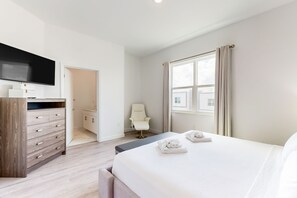 4 chambres, fer et planche à repasser, accès Internet, draps fournis