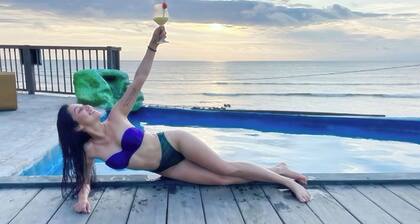 In front of the sea, bicycle room. House hey-sol