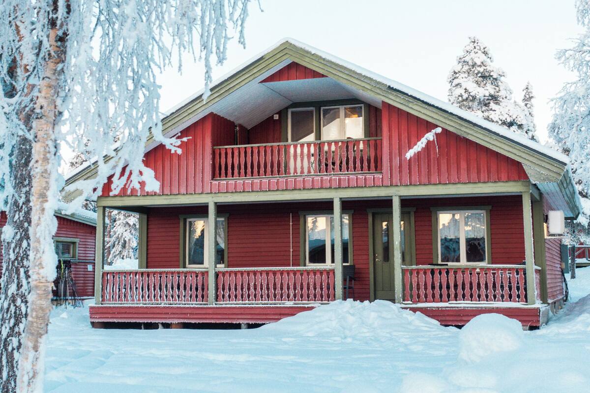 Villa 13B, garden view | Blendingsgardiner, lydisolert, strykejern/-brett og wi-fi (inkludert)