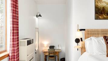 3 camere, una scrivania, ferro/asse da stiro, Wi-Fi gratuito