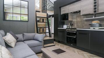 Cottage | Living area