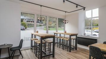 Cottage | Tempat makan