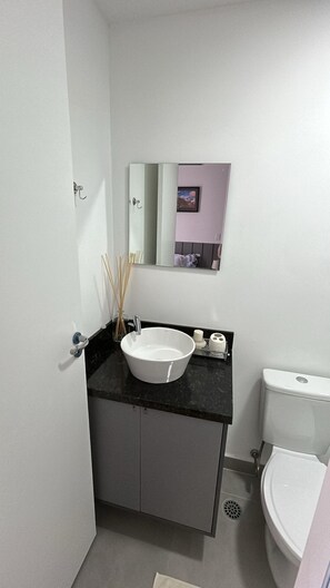 Comfort-Studio, Nichtraucher, Stadtblick | Badezimmer