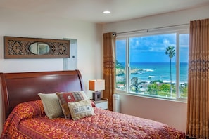 4 soverom, safe på rommet, strykejern/-brett og wi-fi (inkludert)