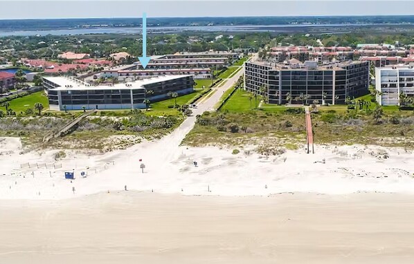 Tæt på stranden