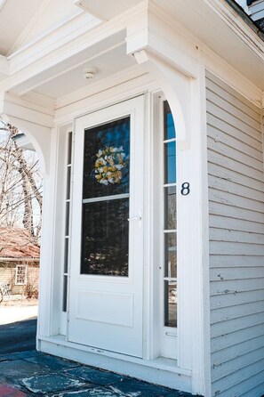 Exterior detail - Dutch Retreat • Winter Stay • Near Mt • Walk Town (Bridgton)