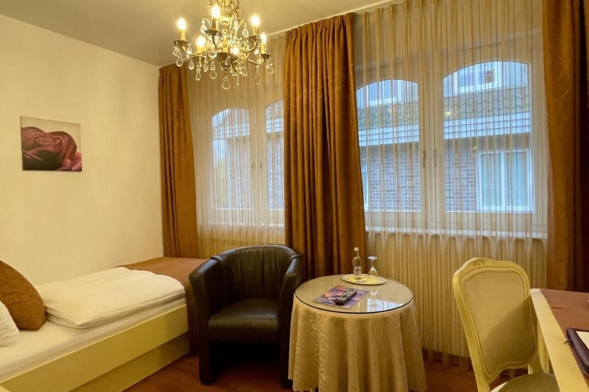 Premium bedding, memory foam beds, in-room safe, desk