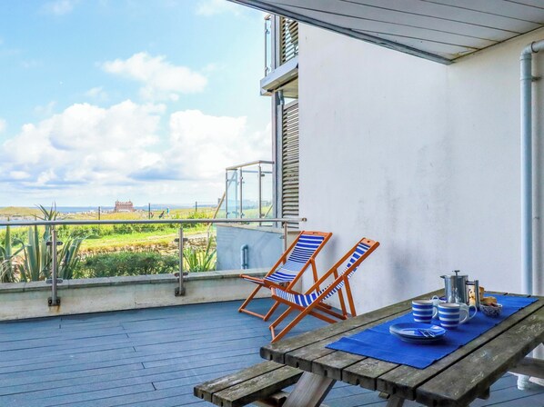 Cottage | Outdoor dining - 4 Ocean Gate (Newquay)