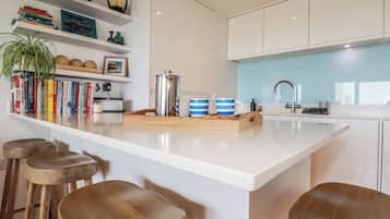 Casa de campo | Cozinha privada | Geladeira, micro-ondas, lava-louças, torradeira