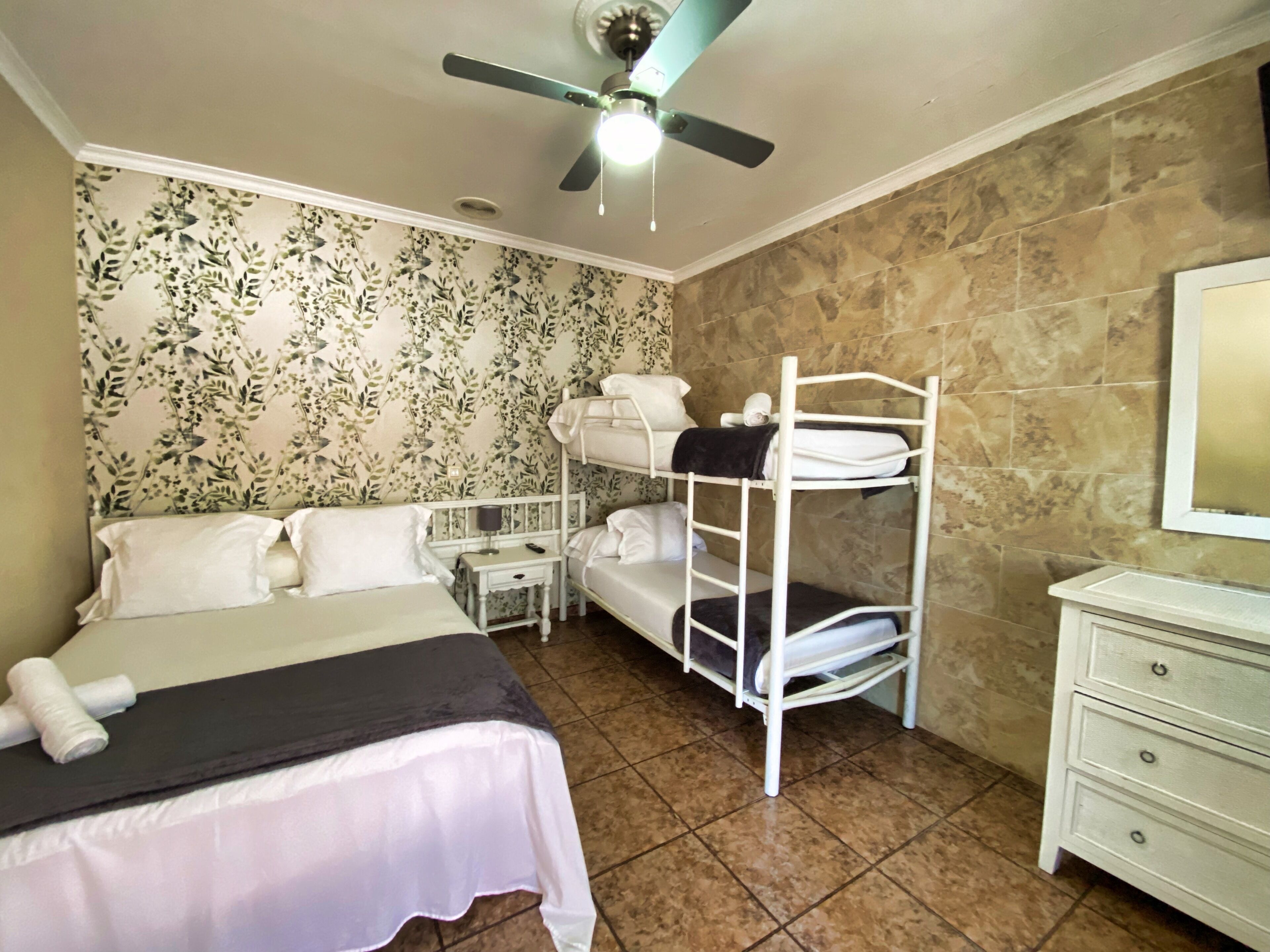 Photo - Hospedaje Javier - ALOJATEISLA