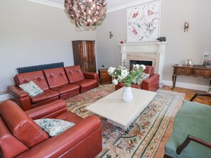 Living area - Coytrahen House (Bridgend)