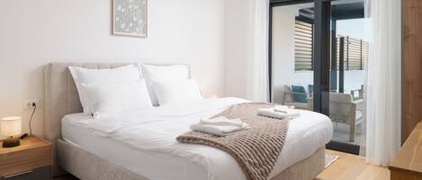 Apartment, 2 Bedrooms, Accessible, Smoking | 2 bedrooms