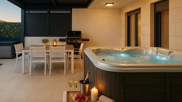 Apartment, 2 Bedrooms, Accessible, Smoking | Outdoor dining