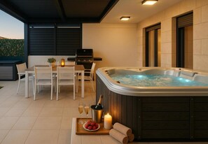 Outdoor dining - Apartment Mona - Dvosobni Stan (Zadar)