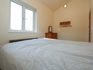 2 bedrooms, individually decorated, individually furnished, free WiFi - Ty Golchi (Bangor)